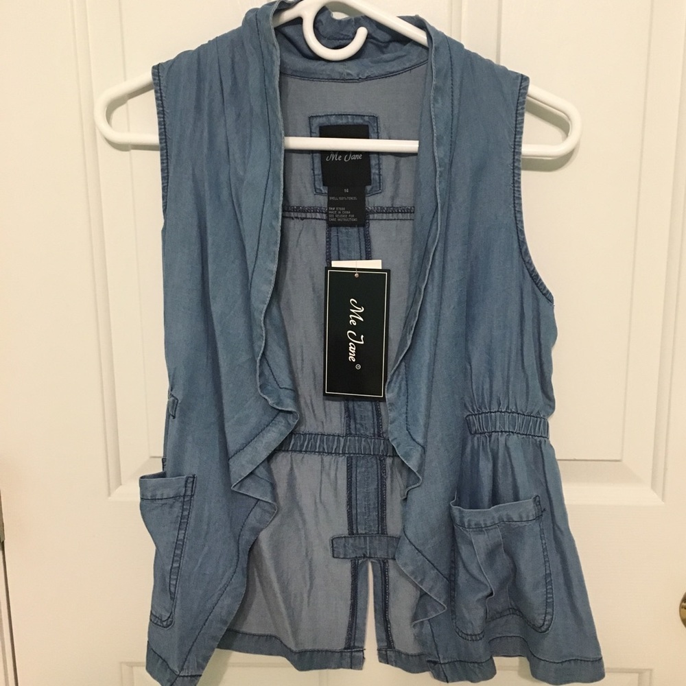 NEW WITH TAG- flowy vest top